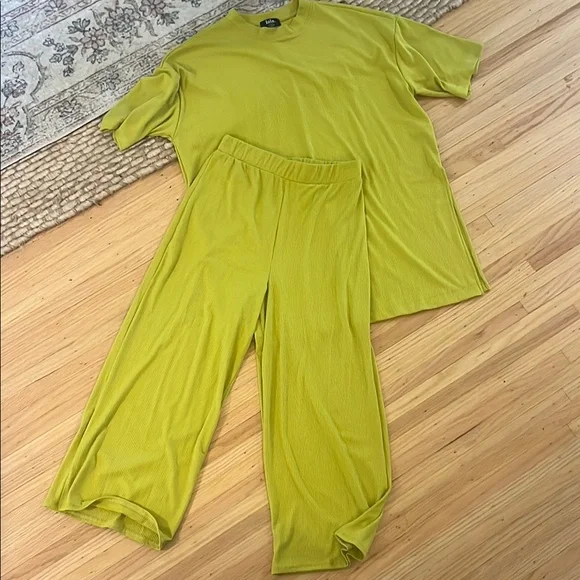 Dressed in LALA Lex Ribbed Playsuit in Chartreuse - Picture 1 of 3